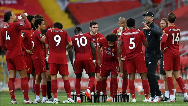 สื่อนอกให้คะแนนแข้งหงส์-จากเกมถล่มพาเลซ